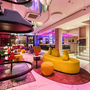 4* Hotell Adesso